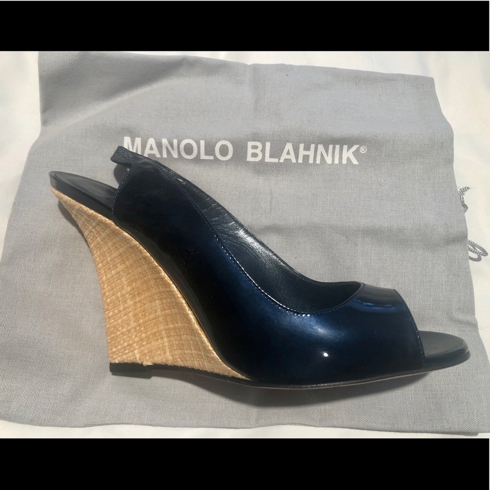 Manolo Blanik Wedges